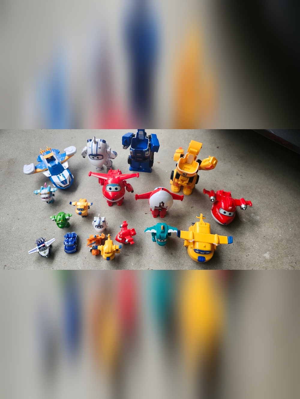 Lot Super Wings Plane & Robot Figure Set - Red, Yellow, Blue, Green